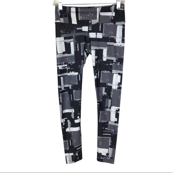 Pure Barre Pants - Pure Barre black white brush stroke Leggings